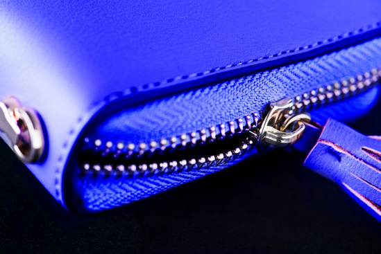 青い財布
